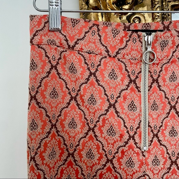 Urban Outfitters Patterned Pants - Picture 4 of 7